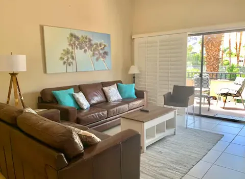 2345 S Cherokee Way #157