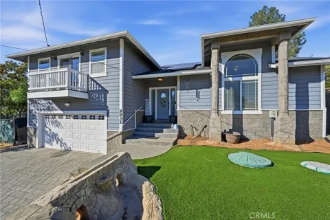 9932 Fairway Drive