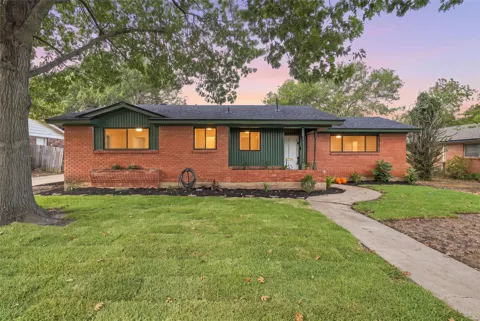 1720 Mountainview Drive