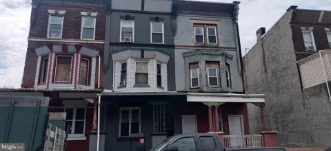 2238 W LEHIGH AVENUE