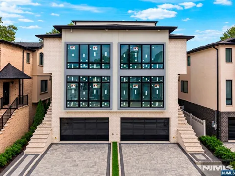 810 Jassamine Way