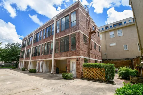 118 Mcgowen Street #K