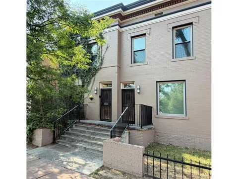 814 E 19th Avenue