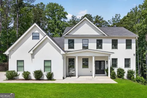 4492 Muhammad DR