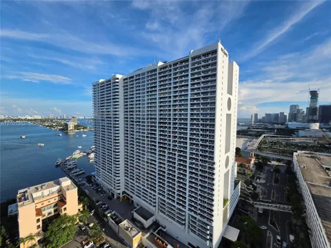 1750 Bayshore Dr #2808