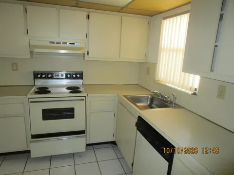 10466 SUNRISE LAKES BOULEVARD #301