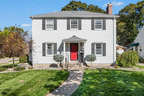 1901 Montclair Avenue