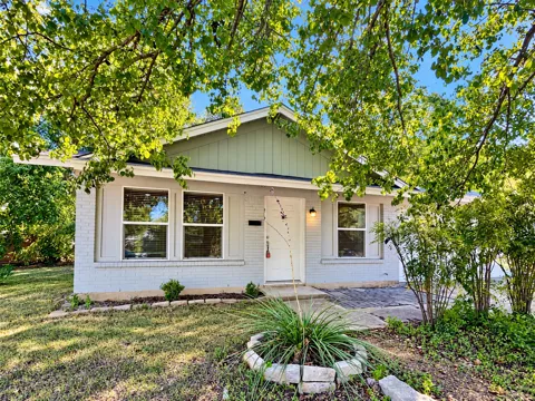 813 Emerald Wood Drive