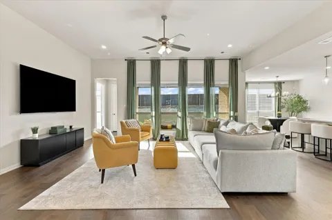 137 Chisos Court
