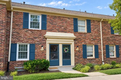 8414 PENSHURST DRIVE #590