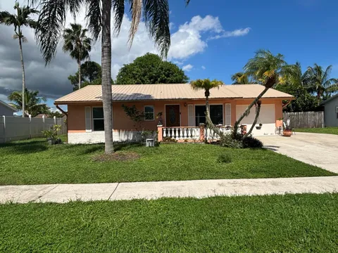 4553 VESPASIAN COURT
