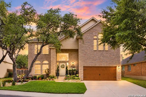 2707 Summit View