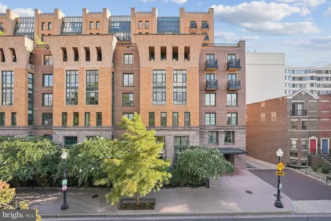 910 M STREET NW #329
