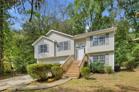 215 Pinehurst Drive