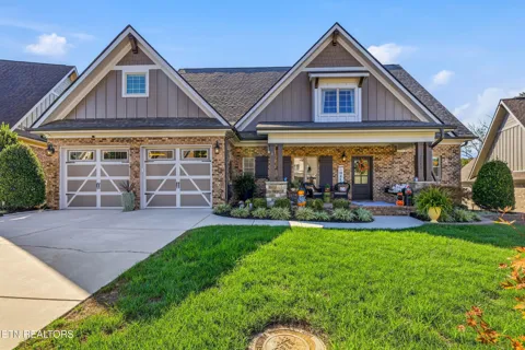 2382 Misty Mountain Circle
