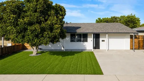 3128 Julio Avenue