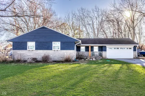 1043 Berry Road