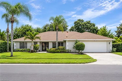 2370 Pine Woods Circle #35