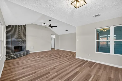 2031 Hickory Glen Drive