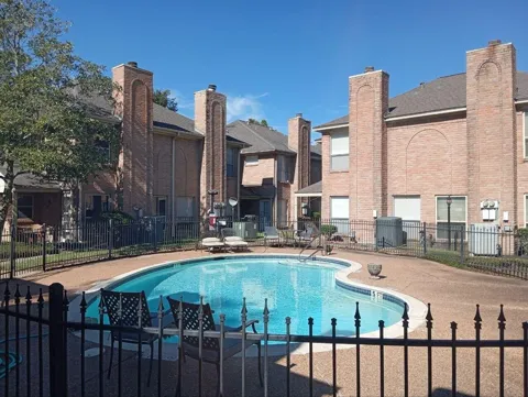 5515 Strack Road #116