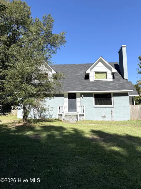 2200 Indian Drive