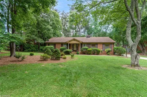 605 Woodvale Drive