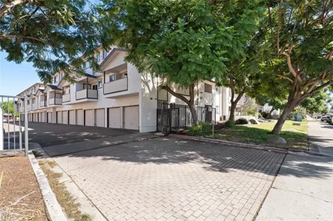 569 E STREET #1