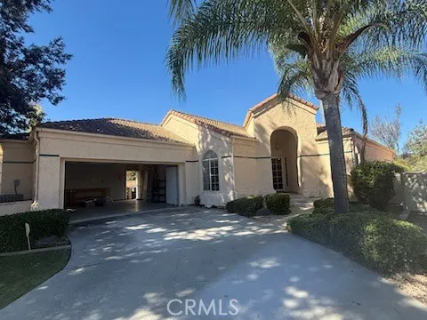 45111 Putting Green Court