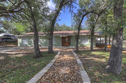 767 VALLEY OAKS DR DRIVE