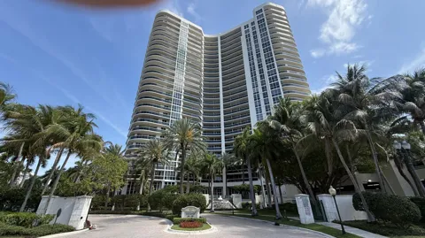 3200 OCEAN BOULEVARD #2506