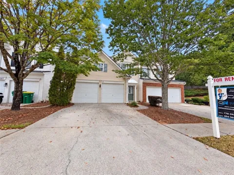 249 Regent Square