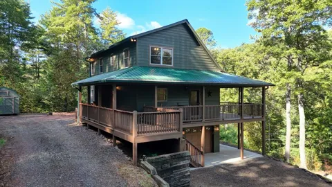 40 Rebekah Trace