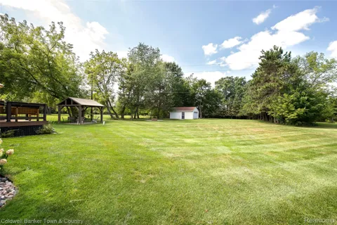 1810 Gray Road