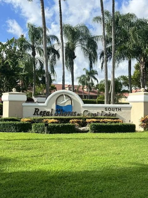 5952 Regal Glen Drive #203
