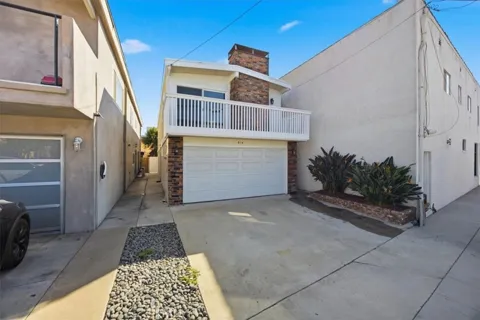 814 3rd Street