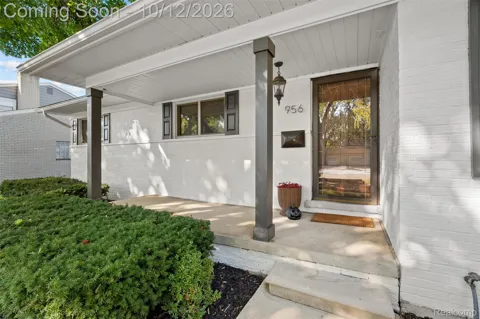 956 Blairmoor Court
