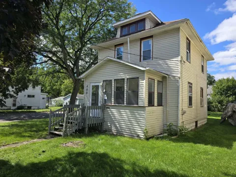 400 Bates Street