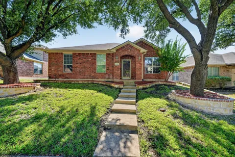 2923 Tangleglen Drive
