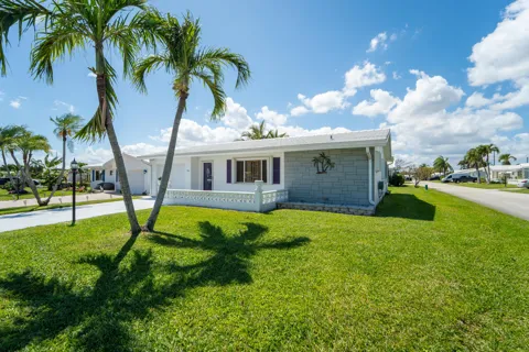 1601 SW 18TH STREET SW