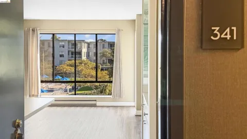 6 Commodore Drive #C341