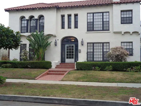 1266 S Citrus Avenue
