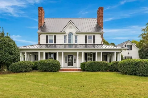 171 School House Road NE