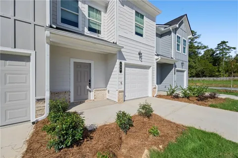 327 RollingGreen Road