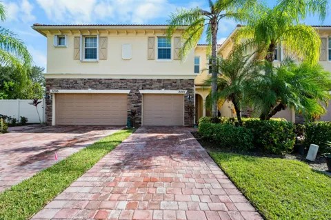 3091 SW Otter Lane