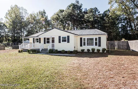 2148 Acorn Hill Road