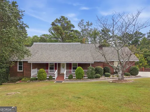 18 College View DR SW