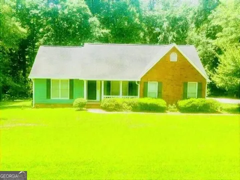 109 Cambridge DR NE