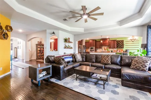3003 Lily Lane