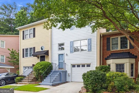 222 Forkner DR