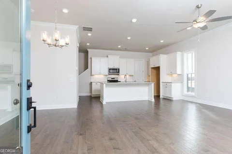 906 Farmstead RD